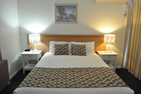 Albury Burvale Motor Inn - Accommodation Brisbane 0
