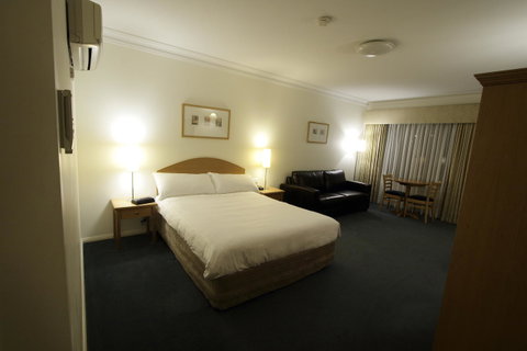 Carlyle Suites & Apartments - Accommodation Brisbane 5
