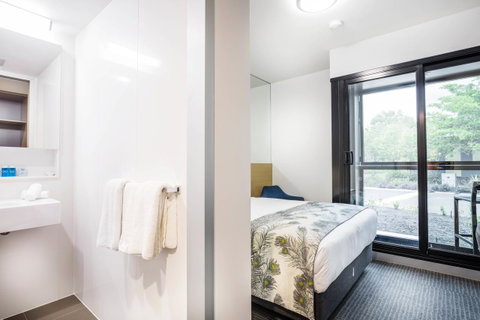 Mercure Darwin Airport Resort - Accommodation Brisbane 10