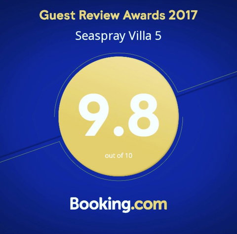 Seaspray Villa 5 - Accommodation Brisbane 1