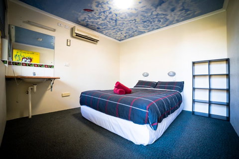 Jump Inn Alice Budget Accommodation - Accommodation Brisbane 9