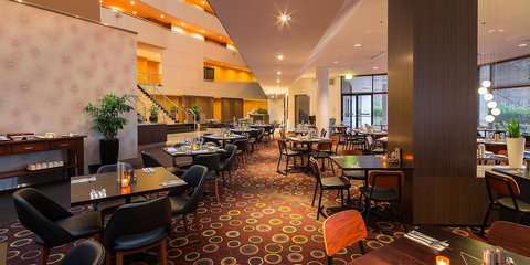 Crowne Plaza Canberra, An IHG Hotel - Accommodation Brisbane 4