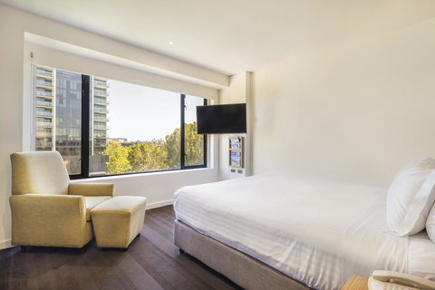 Crowne Plaza Canberra, An IHG Hotel - Accommodation Brisbane 21