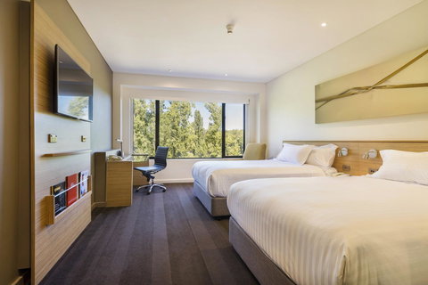 Crowne Plaza Canberra, An IHG Hotel - Accommodation Brisbane 32