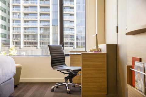 Crowne Plaza Canberra, An IHG Hotel - Accommodation Brisbane 40