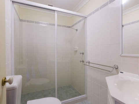 Bonito At Bagnalls Beach' 1/6 Bonito Street - Pet Friendly, Air Conditioning - Accommodation Brisbane 2