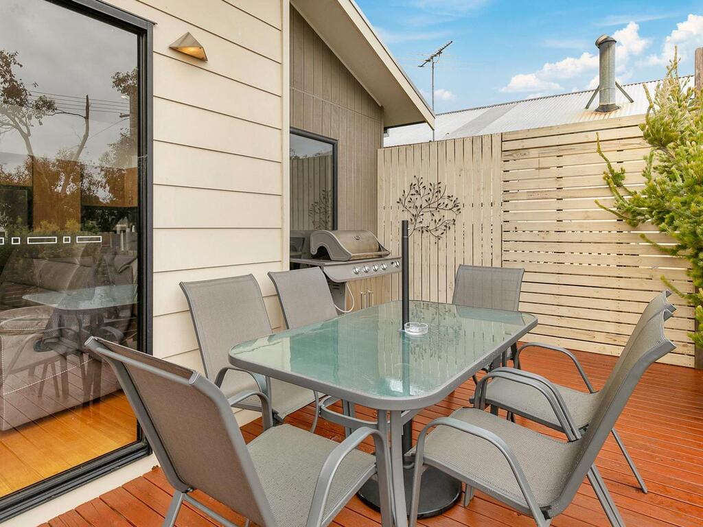 Sunset Strip VIC Accommodation Brisbane