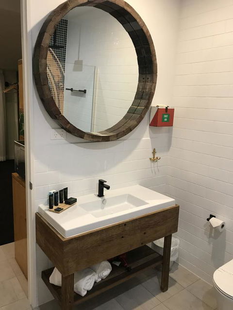 Boogie Woogie Beach House - Accommodation Brisbane 1