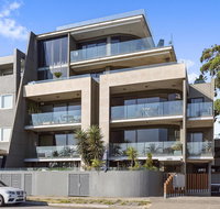 BOUTIQUE STAYS - Catani Gardens - Accommodation Brisbane