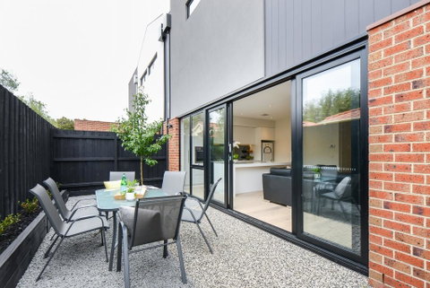 Boutique Stays-Murrumbeena Place 1 - Accommodation Brisbane 3