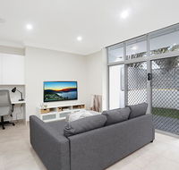 Brand New 2 bedroom Apartment for 7 People - Accommodation Brisbane