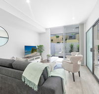 Brand new 2 bedrooms terrace with Free parking - Accommodation Brisbane