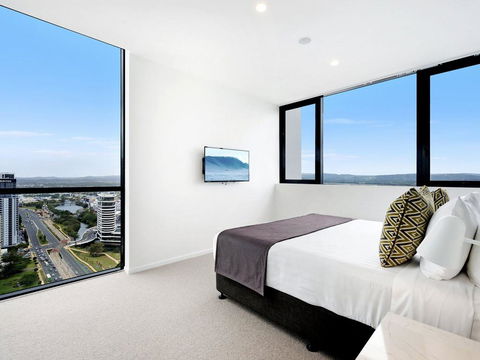 BRAND NEW Qube Broabeach Luxury 2 Bedroom - Accommodation Brisbane 2