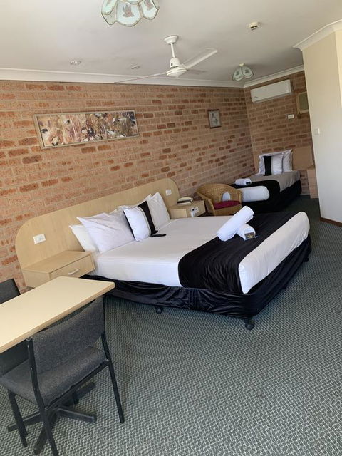 Branxton House Motel - Accommodation Brisbane 2