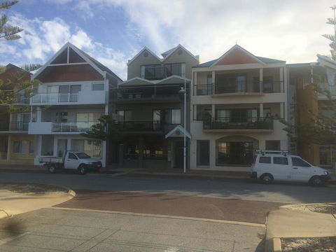 Breakwater Short Stay - Accommodation Brisbane 0