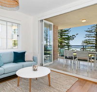 Breath-taking Ocean Front Apartment - Accommodation Brisbane