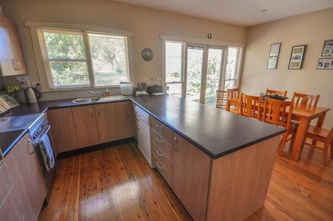 Brigalow Cottage - Accommodation Brisbane 2