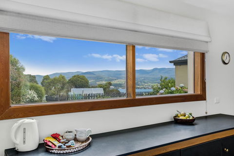 Brightwater Bed And Breakfast - Accommodation Brisbane 3