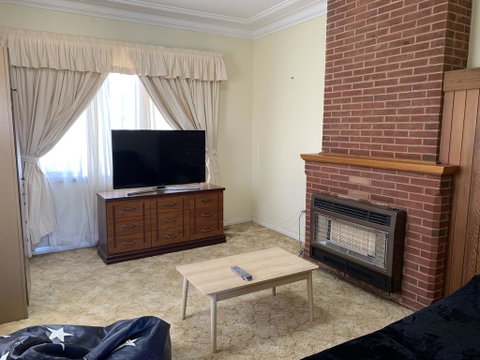 Budget In Goulburn - Accommodation Brisbane 0