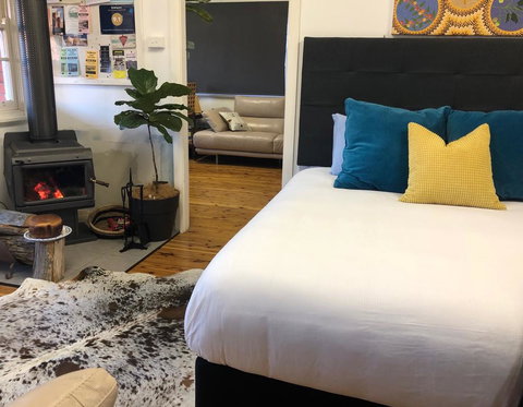 Bungalow@Tenterfield - Modern Vintage Luxury - Accommodation Brisbane 0