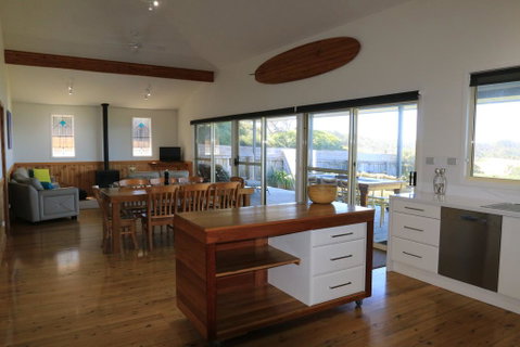 Bunkys By The Sea Holiday House - Accommodation Brisbane 1