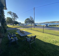 By the Lake - Lake Macquarie - Accommodation Brisbane