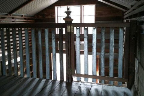 BYRON BAY'S HISTORIC BARNSTAY! - Accommodation Brisbane 3