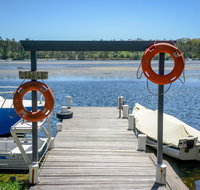 Calm Waters Waterfront Cottages - Accommodation Brisbane