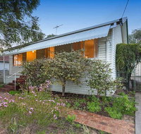 Camellia Cottage - PET FRIENDLY - Kwinana - Accommodation Brisbane