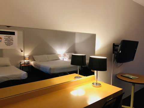 Campbelltown Colonial Motor Inn - Accommodation Brisbane 1