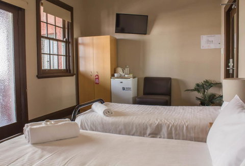 Campsie Hotel - Accommodation Brisbane 3