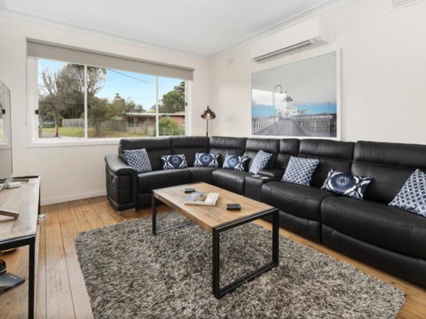 Captains Cottage - Accommodation Brisbane 2