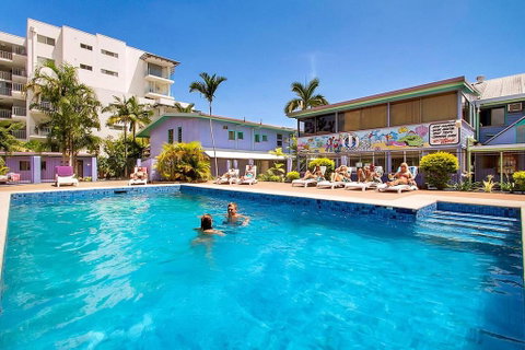Caravella Backpackers - Accommodation Brisbane 0