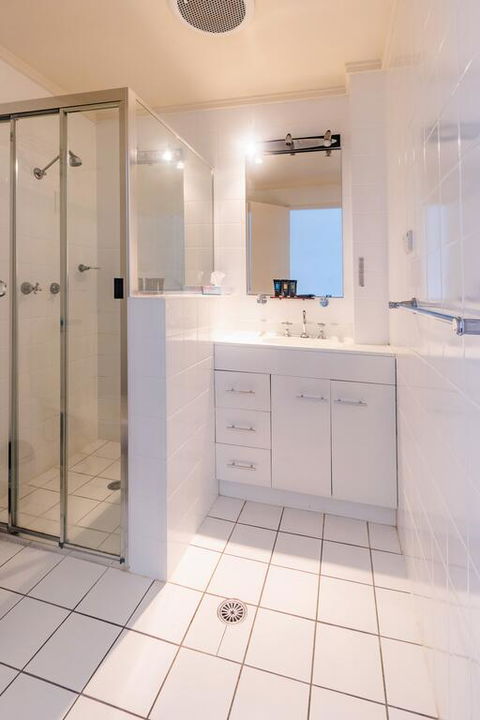 Caravilla Motor Inn - Accommodation Brisbane 3