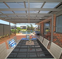 Carefree on Cormorant - Accommodation Brisbane