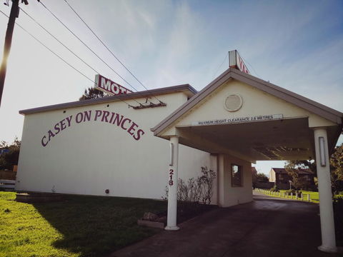Casey On Princes Motel - Accommodation Brisbane 0