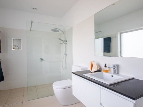 Catalina - Brand New House - Accommodation Brisbane 1
