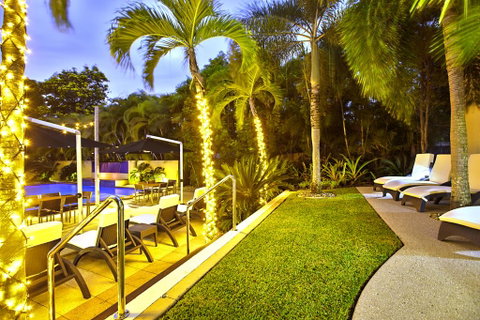 Central Plaza Port Douglas - Accommodation Brisbane 3