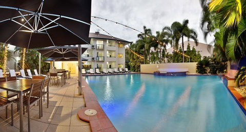 Central Plaza Port Douglas - Accommodation Brisbane 2