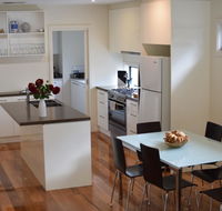 Champagne Stays Apartment - Accommodation Brisbane