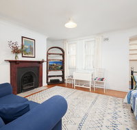 Charming Centrally Located 2 Bedroom Accommodation - Accommodation Brisbane