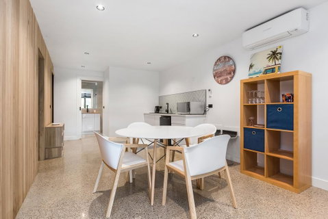 Chic Beach Studio - Accommodation Brisbane 0