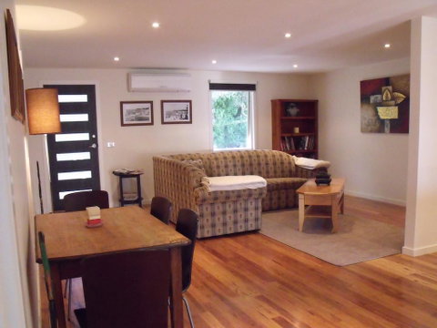 Chill Apartment - Accommodation Brisbane 1