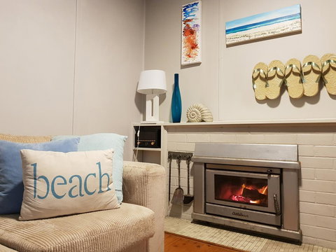 CHILL-OUT BEACH HOUSE @ FORSTER - Accommodation Brisbane 3