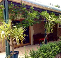 Clarevale Cottage BB - Accommodation Brisbane