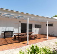 Classic Beach House in Rye - Accommodation Brisbane