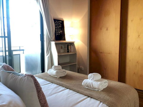 Classic Woolstore Apartment In Teneriffe - Accommodation Brisbane 2