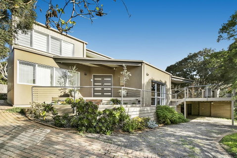 Cloud Nine - Accommodation Brisbane 0