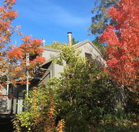Cloudsong Chalet 4 - Close to the village centre - Accommodation Brisbane