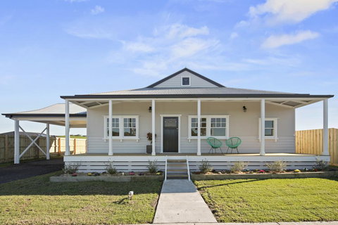 Cloverdale Cottage - Accommodation Brisbane 0